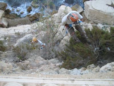 Limpieza acantilado de Benidorm 3